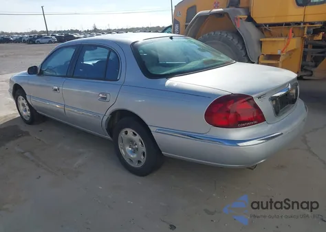 1998 Lincoln Continental z USA, uszkodzony, nr VIN 1LNFM97V8WY637860